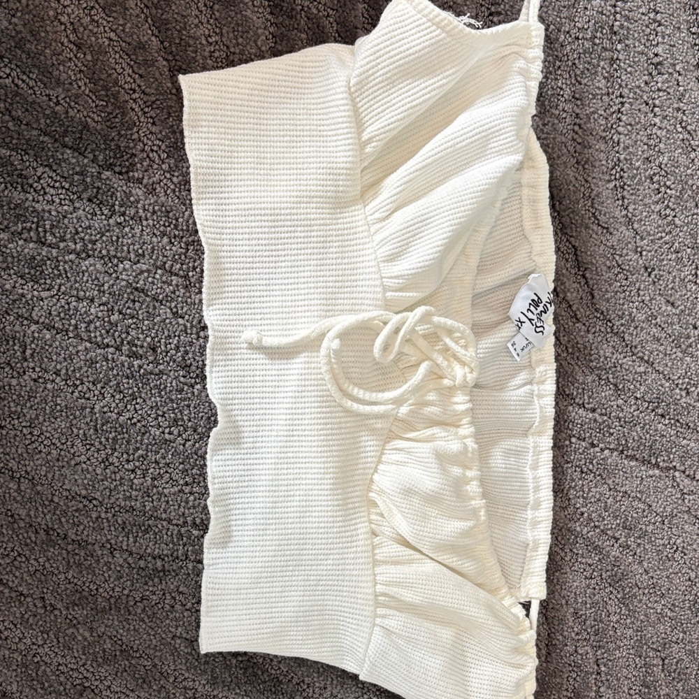 Princess Polly Cream Kids Shorts